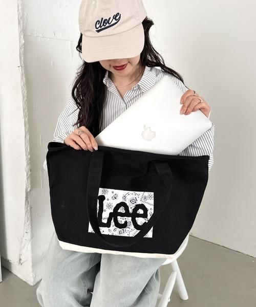 Lee(リー)の「Lee/バンダナ柄 ロゴプリント トートバッグ/A4対応/キャンバス/ユニセックス(トートバッグ・レディース・ブラック/オフホワイト・FREE)」の13枚目の写真