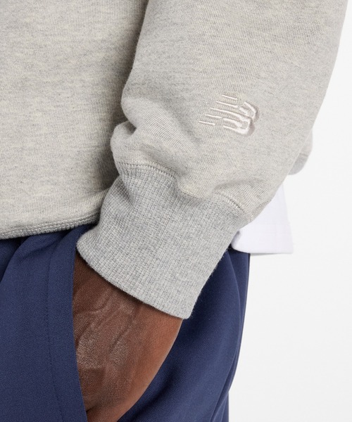 NEW BALANCE(ニューバランス)の「NEW BALANCE NB Grey Regular Fit Hoodie MT61F3LL(パーカー・メンズ・グレー/チャコールグレー・M/L)」の6枚目の写真