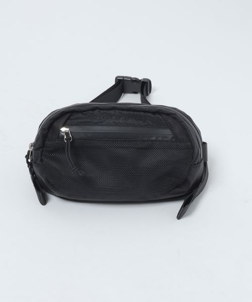 JEANASIS（ジーナシス）の「ナイロンメッシュウエストポーチ/679535（ボディバッグ/ウエストポーチ・レディース・ブラック/レッド系その他・FREE）」の3枚目の写真