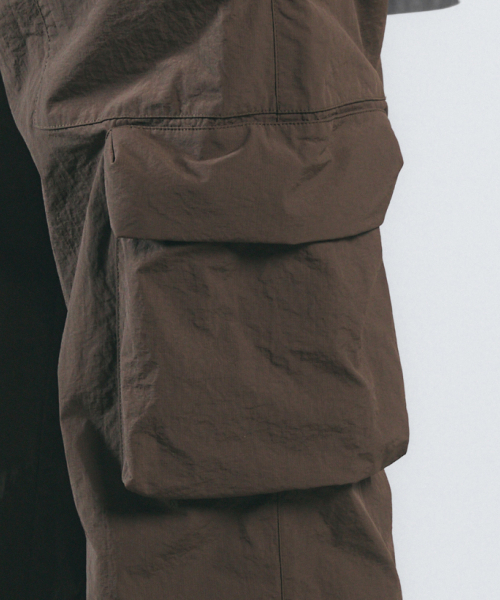 KALAPATTHAR(カラパタール)の「UTILITY NYLON RIPSTOP SEMI-WIDE PANTS - BROWN(その他パンツ・メンズ・その他・MEDIUM/LARGE/X-LARGE)」の8枚目の写真
