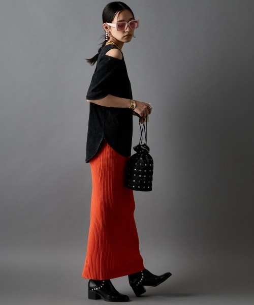 GEVS.（ジェイヴィス）の「オープンショルダーテレコプルオーバー＜大きいサイズ有＞GEVS.（Tシャツ/カットソー・レディース・スミクロ/イエロー・5L/4L/3L/LL/L/M）」の21枚目の写真