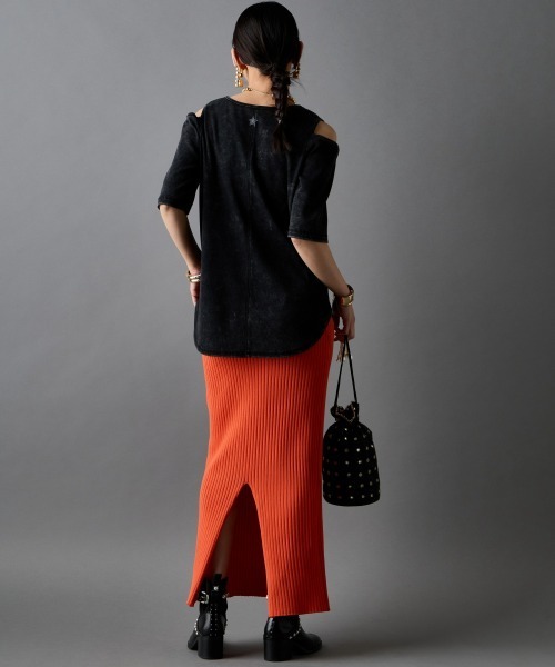 GEVS.（ジェイヴィス）の「オープンショルダーテレコプルオーバー＜大きいサイズ有＞GEVS.（Tシャツ/カットソー・レディース・スミクロ/イエロー・5L/4L/3L/LL/L/M）」の20枚目の写真