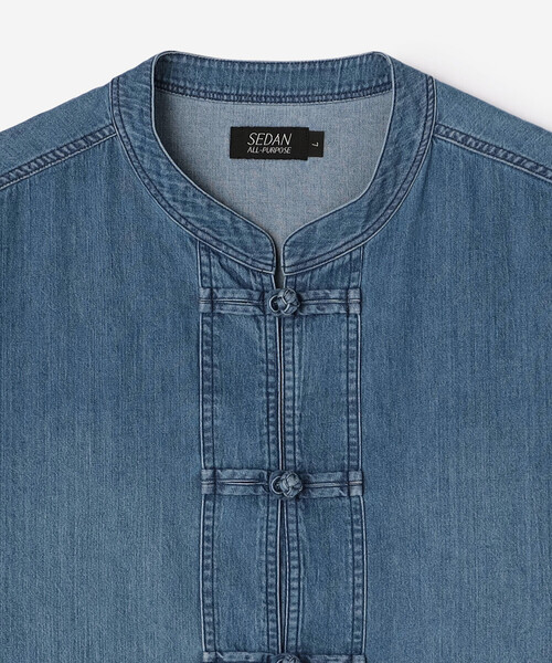 SEDAN ALL-PURPOSE（セダンオールパーパス）の「SEDAN ALL-PURPOSE | ライトデニム カンフーシャツ MEN（シャツ/ブラウス・メンズ・ダークインディゴブルー・M/L/XL）」の16枚目の写真