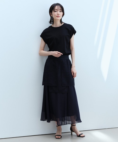 ADORE（アドーア）の「◆コンパクトポンチトップス（Tシャツ/カットソー・レディース・レッド/グリーン/ブラック/ホワイト・38）」の18枚目の写真