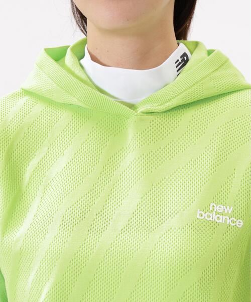New Balance Golf(ニューバランスゴルフ)の「【new balance golf】ゼブラ柄 ニット プルオーバー フーディー (WOMENS)(パーカー・レディース・ブラック/ホワイト/イエロー・MEDIUM/LARGE/SMALL)」の6枚目の写真