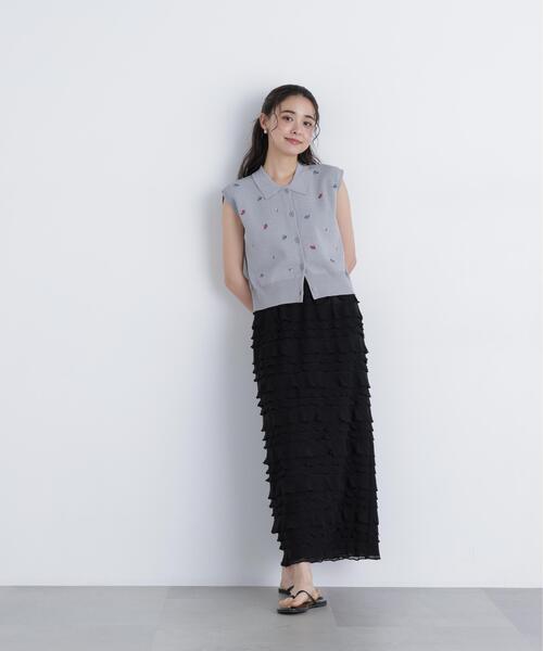N.(N. Natural Beauty Basic)(エヌエヌナチュラルビューティーベーシック)の「フリルティアードナロースカート(スカート・レディース・オフホワイト/ブラック・P/S/MEDIUM)」の5枚目の写真