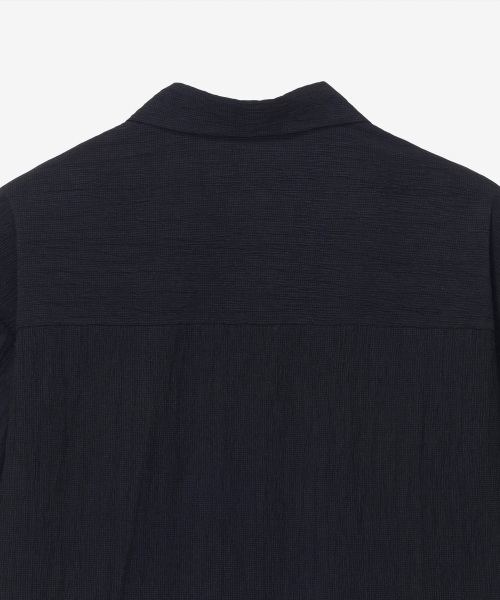 MINDBRIDGE（マインドブリッジ）の「[COUTURE]クリンクルオーバーサイズ半袖シャツ（シャツ/ブラウス・メンズ・ブラック・95/100/105/110）」の6枚目の写真