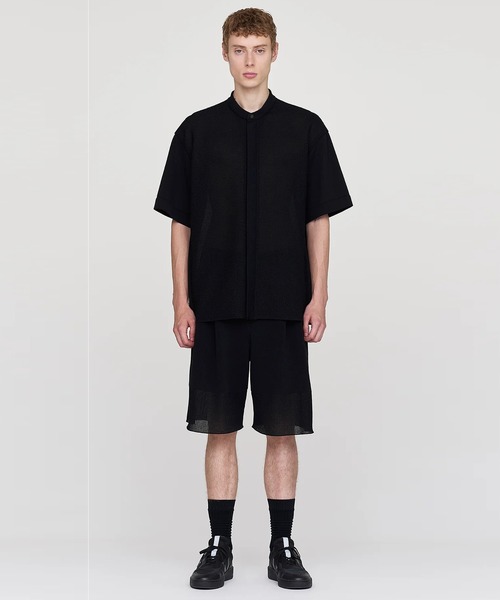 CFCL（シーエフシーエル）の「【CFCL】WAFFLE LUCENT SHORT SLEEVE SHIRT（シャツ/ブラウス・メンズ・ブラック/グリーン・3/5）」の3枚目の写真