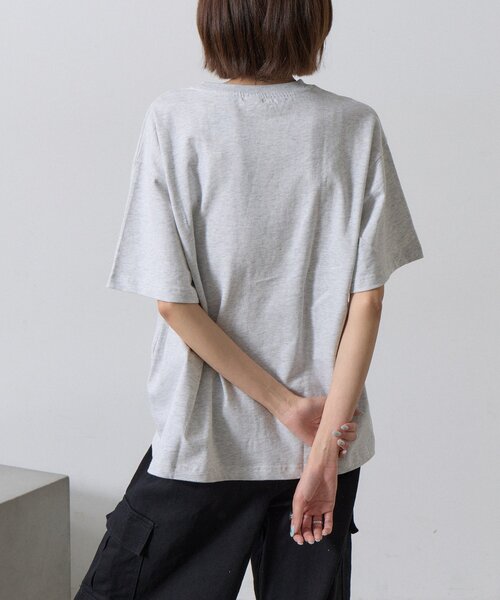goocy(グーシー)の「【DISCUS】アップリケ刺繍半袖T(Tシャツ/カットソー・レディース・ネイビー/ホワイト/ブラック・FREE)」の9枚目の写真