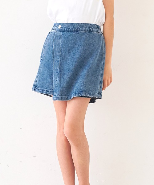 coca（coca）（コカ）の「キッズ　デニムラップスカパン（デニムパンツ・キッズ・ブラック/ライトブルー/ブルー・120/130/140/150）」の3枚目の写真