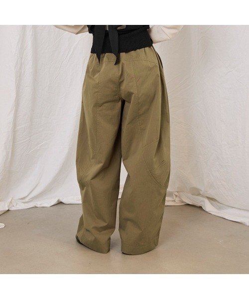 COMMON+HAUS(コモンハウス)の「パラシュートパンツ(その他パンツ・レディース・カーキオリーブ/ブルーグレー・S/M/L)」の4枚目の写真