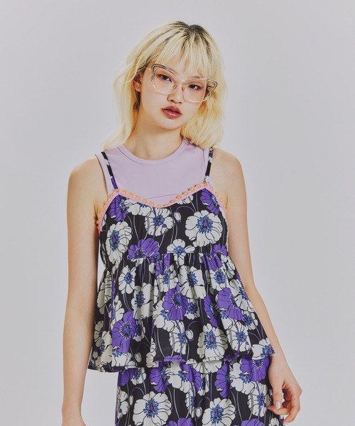 ANNA SUI NYC(アナ スイ エヌ ワイ シー)の「サマーレトロフラワーキャミソール(シャツ/ブラウス・レディース・グリーン/パープル・FREE)」の3枚目の写真