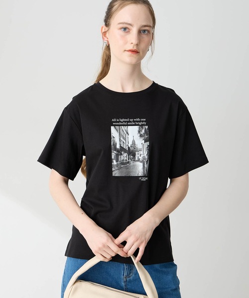 LE SOUK HOLIDAY(ルスークホリデー)の「フォトプリントTシャツ【接触冷感・吸水速乾】(Tシャツ/カットソー・レディース・オフホワイト/ベージュ/ブラック・M/L)」の2枚目の写真