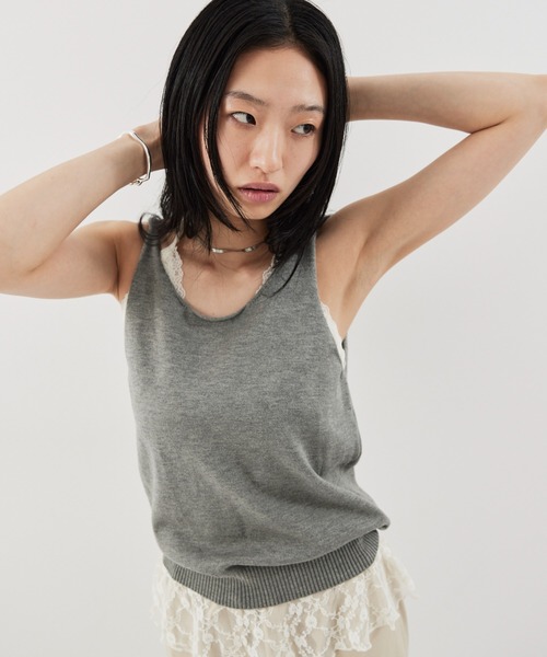 HANNE(アン)の「オープンバックニットタンク(タンクトップ・レディース・グレー/ブラック・FREE)」の12枚目の写真