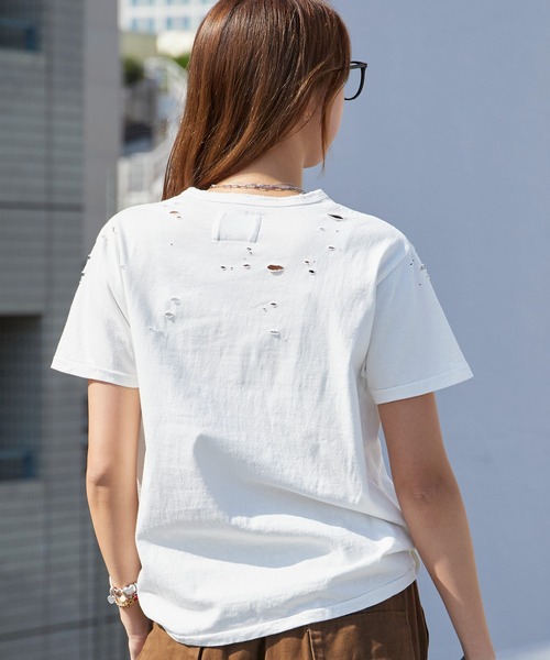 ACASAM（アカサム）の「ACASAM/アカサム "KATE" DAMAGE CREW NECK TEE 短丈 ダメージTシャツ レディース 秋 秋服 2026年秋冬（Tシャツ/カットソー・レディース・ホワイト/ブラック/バーガンディー・L）」の19枚目の写真