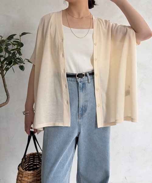 Jena espace merveilleux(ジェナ エスパスメルヴェイユ)の「シアーラメカーディガン(Tシャツ/カットソー・レディース・ネイビー/ベージュ/グレー・FREE)」の2枚目の写真