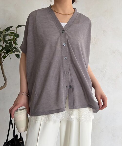 Jena espace merveilleux(ジェナ エスパスメルヴェイユ)の「シアーラメカーディガン(Tシャツ/カットソー・レディース・ネイビー/ベージュ/グレー・FREE)」の1枚目の写真