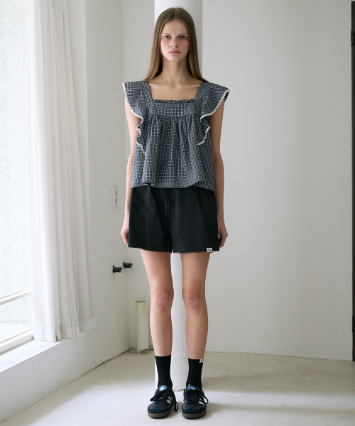 DEHEVE（デヘヴェ）の「Check Ruffle Blouse [Navy]（シャツ/ブラウス・レディース・ネイビー・SMALL/MEDIUM）」の2枚目の写真