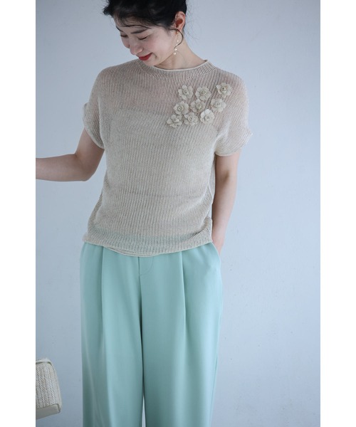 cawaii(カワイイ)の「咲き浮かぶ花の涼しいニットカットソートップス(ニット/セーター・レディース・ベージュ・FREE)」の10枚目の写真