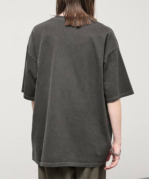 Alfred Alex(アルフレッドアレックス)の「<Exclusive> Gachapin & Mukku Vintage Graphic Tee / ガチャピン・ムック 別注 ヴィンテージライク グラフィックTシャツ(Tシャツ/カットソー・メンズ・ブラック系/ブラック系2/ブラック系3・L/M)」の8枚目の写真