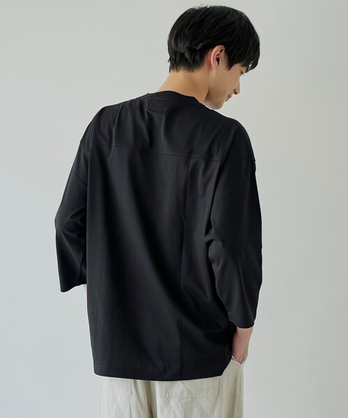 PENNEYS(ぺニーズ)の「【UVカット・接触冷感・吸水速乾・遮熱性】Penneys × WELLTECT 別注フットボールTシャツ(Tシャツ/カットソー・メンズ・ホワイト/ブラック/ダークグレー/ブラウン・S/M/L/XL)」の18枚目の写真