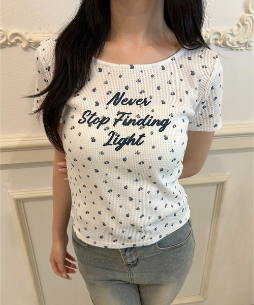 PHILLY(フィリー)の「リトルフラワーワッフルTシャツ(Tシャツ/カットソー・レディース・ピンク/ブルー・FREE)」の1枚目の写真