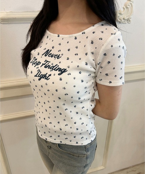 PHILLY(フィリー)の「リトルフラワーワッフルTシャツ(Tシャツ/カットソー・レディース・ピンク/ブルー・FREE)」の4枚目の写真