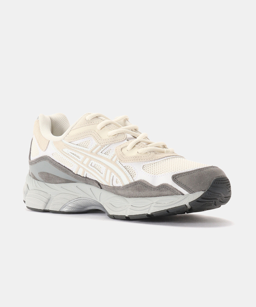 ASICS(アシックス)の「ASICS GEL-NYC 1203A383.113(スニーカー・メンズ・ホワイト・26cm/25.5cm/25cm/24.5cm/24cm/23.5cm/28cm/27.5cm/27cm/26.5cm)」の5枚目の写真