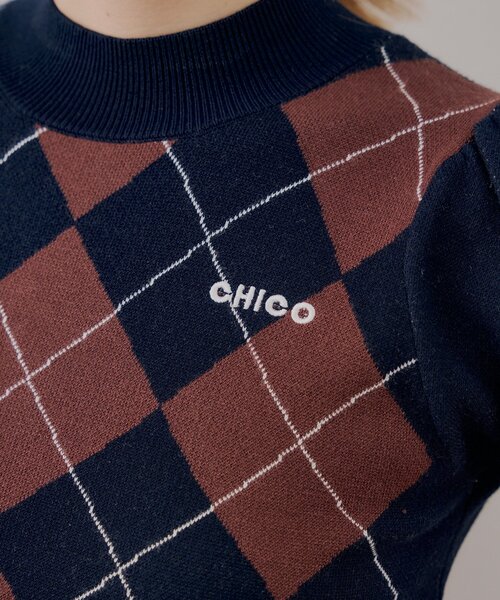 Chico(チコ)の「パフスリーブロゴ刺繍ニット(ニット/セーター・レディース・アイボリー/ネイビー/レッド系その他3/ブラウン系その他3・FREE)」の7枚目の写真