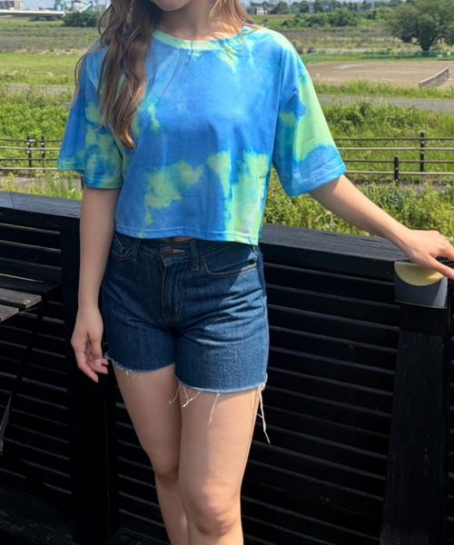 Loco Ocean(ロコオーシャン)の「ニュアンスタイダイ染め クロップド丈 ショート半袖Tシャツ(Tシャツ/カットソー・レディース・パープル/オレンジ/グリーン・FREE)」の5枚目の写真