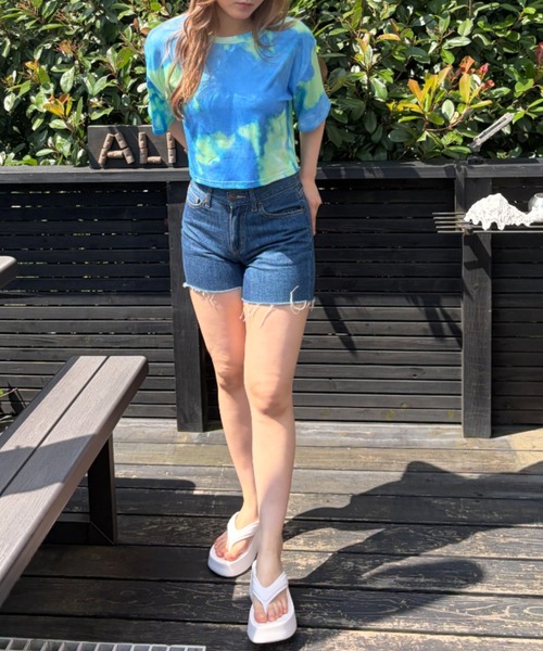 Loco Ocean(ロコオーシャン)の「ニュアンスタイダイ染め クロップド丈 ショート半袖Tシャツ(Tシャツ/カットソー・レディース・パープル/オレンジ/グリーン・FREE)」の13枚目の写真