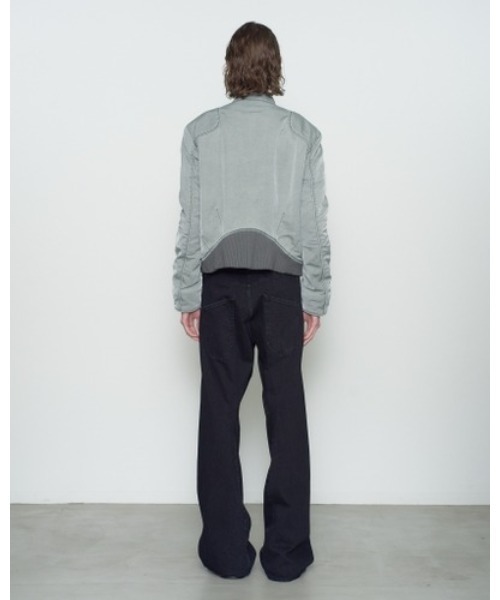 NVRFRGT(ネヴァーフォーゲット)の「3D TWISTED JEANS/ブラックデニム/12.5oz/タンブルバイオストーンウォッシュ加工/立体裁断/NVRFRGT(デニムパンツ・メンズ・ブラック・3/2/1)」の4枚目の写真
