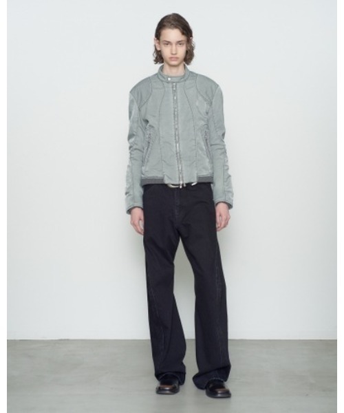 NVRFRGT(ネヴァーフォーゲット)の「3D TWISTED JEANS/ブラックデニム/12.5oz/タンブルバイオストーンウォッシュ加工/立体裁断/NVRFRGT(デニムパンツ・メンズ・ブラック・3/2/1)」の6枚目の写真