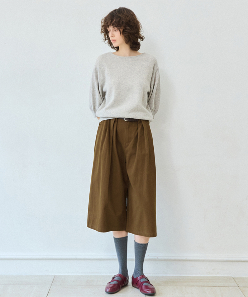 LEFTSEOUL（レフトソウル）の「コットンピンタックバミューダパンツ[ダークブラウン]（その他パンツ・レディース・ダークブラウン・SMALL/MEDIUM）」の3枚目の写真