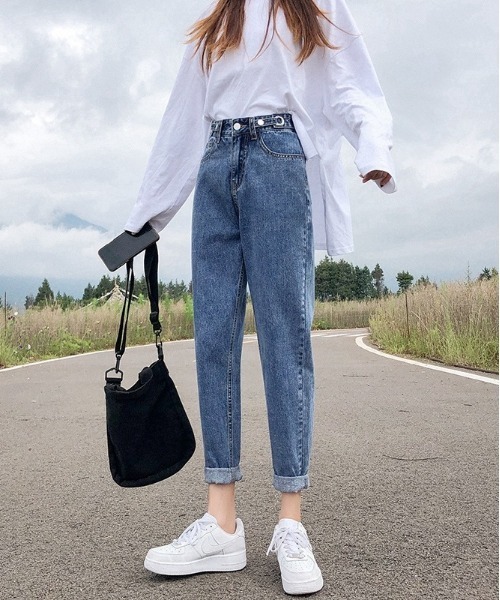 BACKYARD FAMILY(バックヤードファミリー)の「デニムパンツ テーパードパンツ ウエスト調整可能(デニムパンツ・レディース・ブラック/ネイビー/ライトブルー/ブルー・S/M/L/XL)」の5枚目の写真