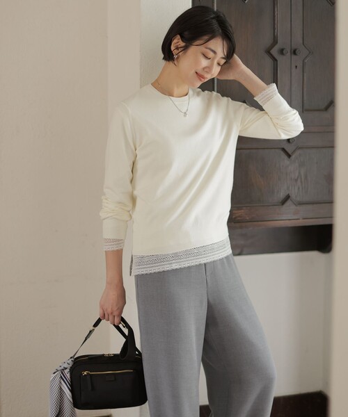 J.PRESS(ジェイプレス)の「【人気定番アイテム・シーンレスに活躍・WEB限定カラーあり】PRINCE クルーネック ニット(ニット/セーター・レディース・ホワイト系/ホワイト系1/ダークブラウン系/ピーコックグリーン系/ローズ系/ベージュ系/ブラック系/ライトグレー系/ブラウン系1・T13/T15)」の13枚目の写真