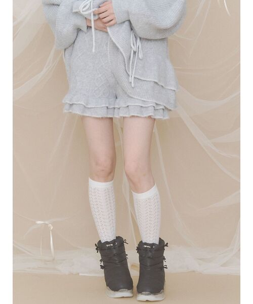 merry jenny(メリージェニー)の「frillケーブルニットショートパンツ(その他パンツ・レディース・アイボリー/グレー/ブラウン・FREE)」の10枚目の写真