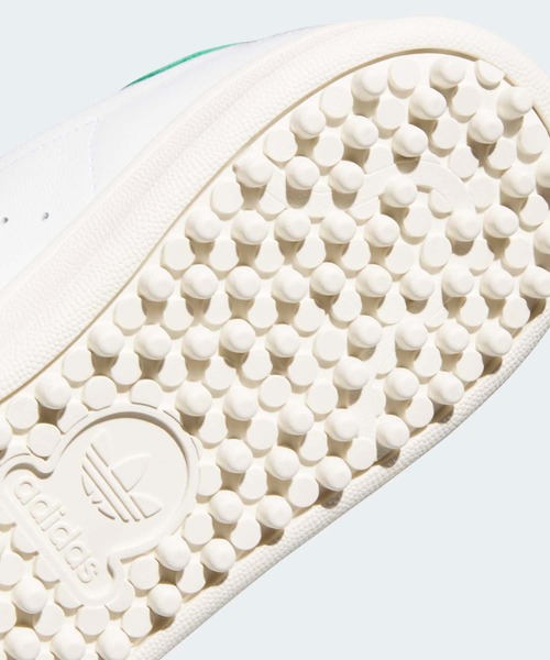 adidas(アディダス)の「オリジナルス スタンスミスゴルフ フルグレインレザー【adidas Golf/アディダスゴルフ】(スニーカー・メンズ・ホワイト×グリーン・22.5cm/23.5cm/24.5cm/25.5cm/26.5cm/27.5cm/28.5cm/23.0cm/24.0cm/25.0cm/26.0cm/27.0cm/28.0cm/29.0cm/22.0cm)」の8枚目の写真