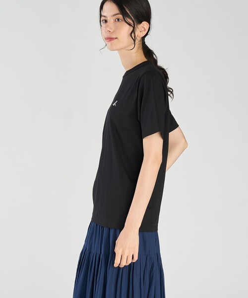 agnes b.（アニエスベー）の「"b" ロゴ 刺繍 コットン 半袖 Tシャツ "b. style"（Tシャツ/カットソー・レディース・ブラック・1/2/3）」の4枚目の写真