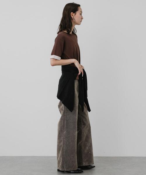 SENSE OF PLACE by URBAN RESEARCH(センスオブプレイスバイアーバンリサーチ)の「『洗濯可』バイカラーロールスリーブニットTシャツ(ニット/セーター・レディース・チャコールグレー/ブラック/ブラウン・ONE)」の6枚目の写真