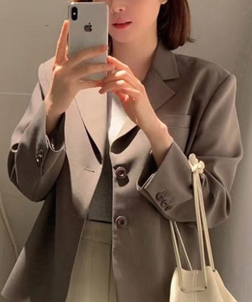 Flugge(フラッジー)の「シンプルテーラードジャケット(テーラードジャケット・レディース・ブラウン/ブラック・LARGE/MEDIUM)」の4枚目の写真