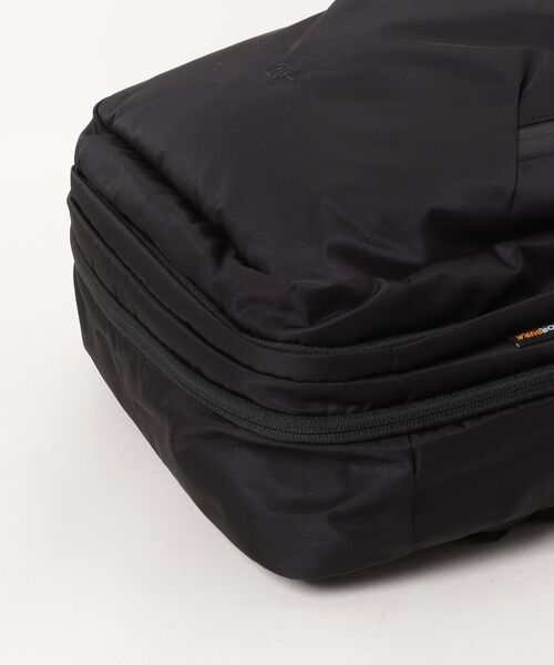 +phenix（プラスフェニックス）の「【＋phenix/プラスフェニックス】EXPAND BACKPACK 20+（バックパック/リュック・メンズ・ブラック/グレー・FREE）」の4枚目の写真