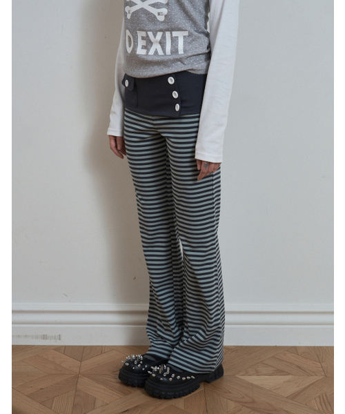 SETUP-EXE（セットアップイーエックスイー）の「SKULL LOGO STRIPE フレアパンツ / ミント（その他パンツ・レディース・その他・SMALL/MEDIUM）」の2枚目の写真