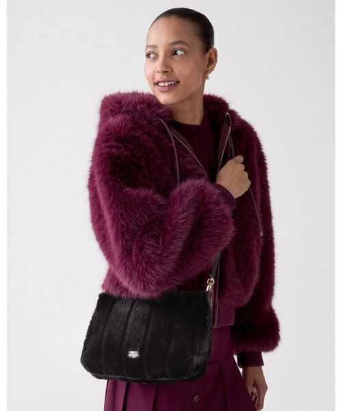 kate spade new york（ケイトスペード ニューヨーク）の「マルゴー フォ ーファー ミディアム ショルダー バッグ（ショルダーバッグ・レディース・ブラック・ONESIZE）」の2枚目の写真