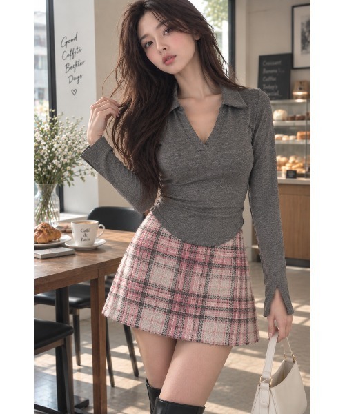 semuse(セミューズ)の「美シルエットスキッパーVネックトップス(Tシャツ/カットソー・レディース・ベージュ/ブラック/ホワイト/グレー/ピンク・FREE)」の19枚目の写真