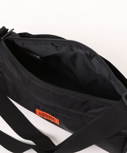 UNIVERSAL OVERALL(ユニバーサルオーバーオール)の「UNIVERSAL OVERALL/ユニバーサルオーバーオール TOOL Square Mini Shoulder Bag 4L(ショルダーバッグ・メンズ・カモフラージュ/ブラック・FREE)」の3枚目の写真