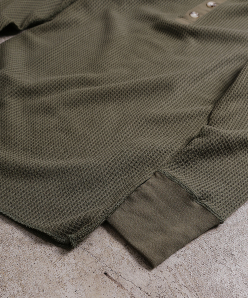 JEMORGAN（ジェーイーモーガン）の「【JEMORGAN】パックヘンリーネックワッフル（Tシャツ/カットソー・メンズ・ホワイト/グレー/カーキ/ブラック・LARGE/X-LARGE/MEDIUM）」の16枚目の写真