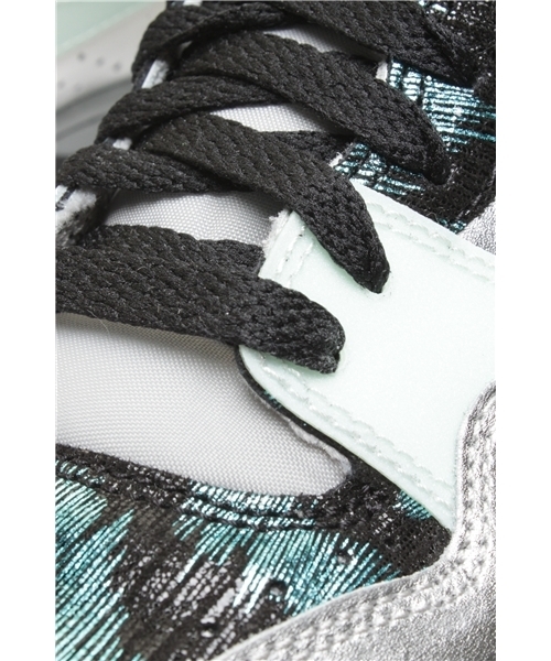 NIKE（ナイキ）の「WMNS COURT FORCE HIGH（スニーカー・レディース・シルバー/ゴールド・23/23.5/24/24.5）」の9枚目の写真