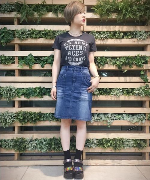 AVIREX（アヴィレックス）の「avirex/ アヴィレックス/ L-BACK POCKET SKIRT/ バックポケット スカート（スカート・レディース・ベージュ/インディゴブルー/オリーブ・SMALL/MEDIUM）」の15枚目の写真