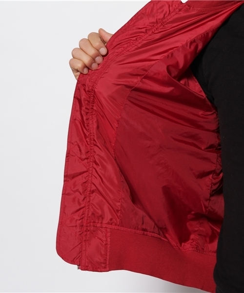 WEGO(ウィゴー)の「MA-1ナイロンブルゾン(ミリタリージャケット・メンズ・ブラック/ライトグレー/レッド・MEDIUM/LARGE)」の10枚目の写真